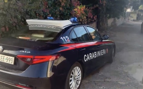 Finto carabiniere, due torinesi colpiti dal foglio di via