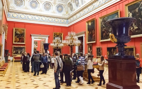 Libri, autori e musica nella nuova domenica culturale