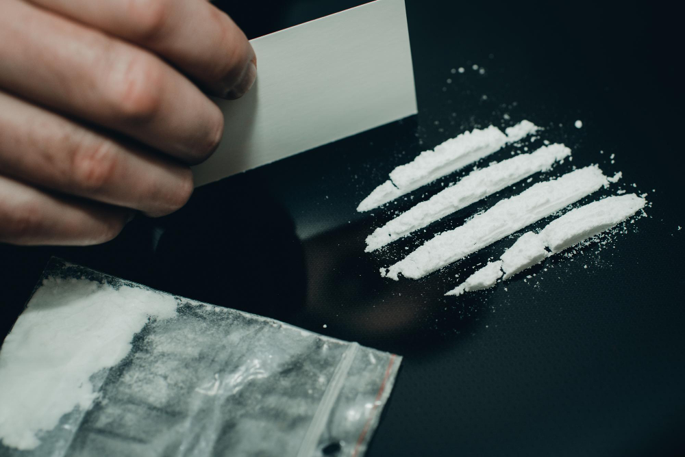 Un chilo di hashish nello zaino: arrestati due giovani