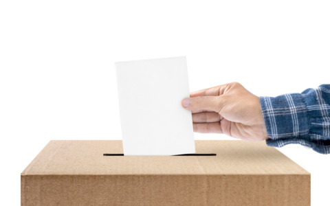 Tessera elettorale digitale, si potrà usare anche dallo smartphone
