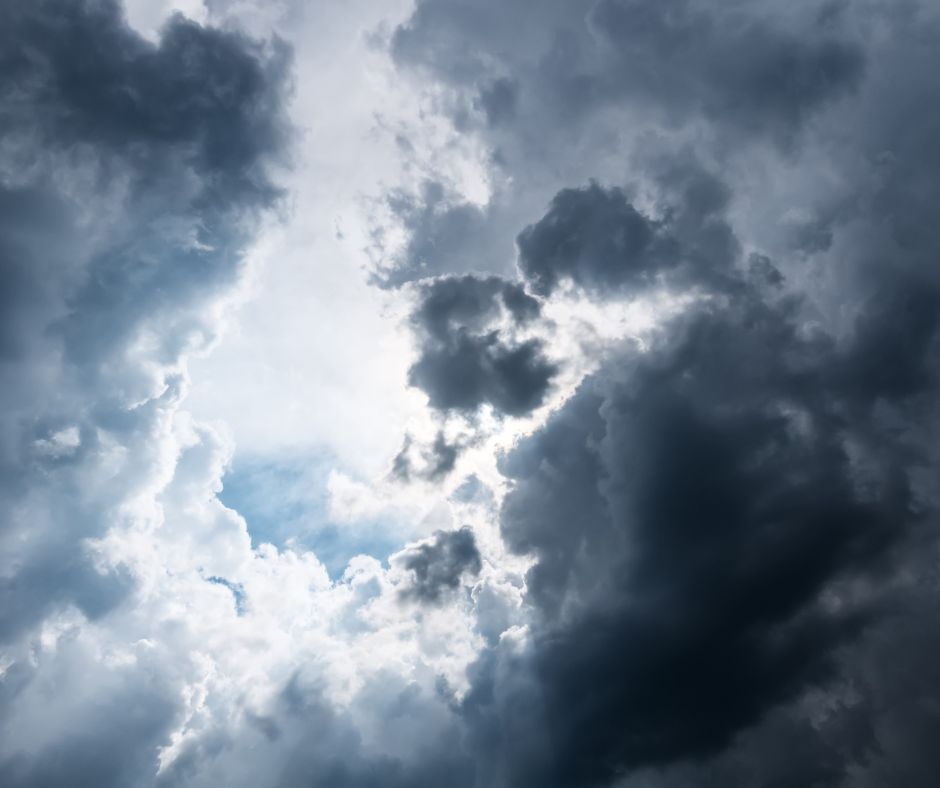 Fine settimana stabile, qualche rovescio sulle Alpi domenica