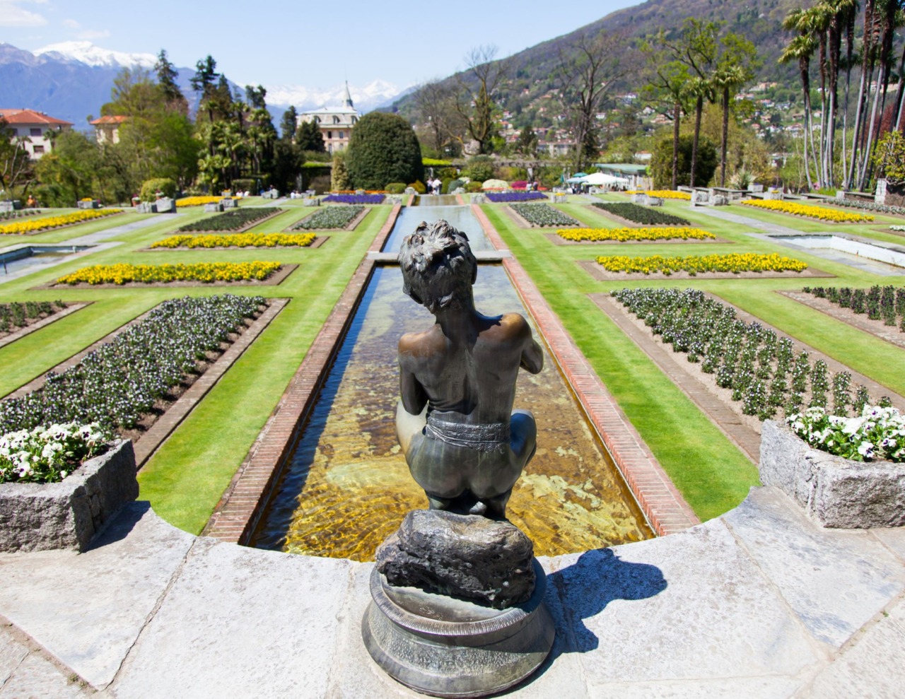 Passeggiate sensoriali a Verbania nei Giardini di Villa Taranto